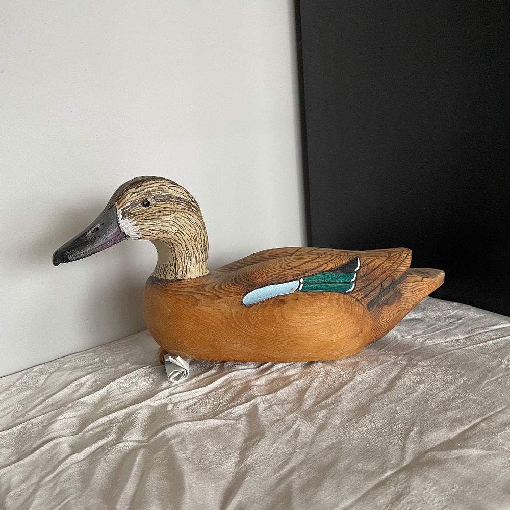 HAND MADE WOOD DECOY AKA '' SMOKEY''